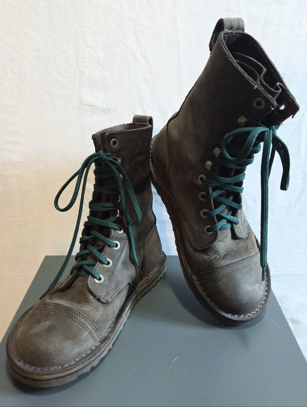 Jim Green African Trooper Barefoot Boots Size 8